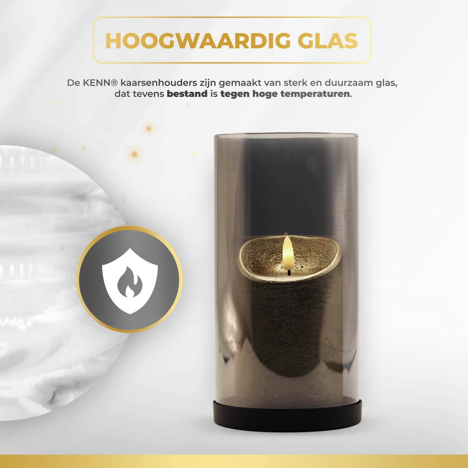 KENN® Lichtermeer – set van 3 industriële glazen kaarsenhouders met zwarte metalen basis en smoke grijs glas. Tijdloos, elegant design geschikt voor waxinelichtjes en stompkaarsen. Gemaakt van stevig glas voor langdurig gebruik. Perfect als luxe woondecoratie voor interieur, woonkamer of eettafel. Beschikbaar in drie formaten: 15 cm, 20 cm en 25 cm hoog.